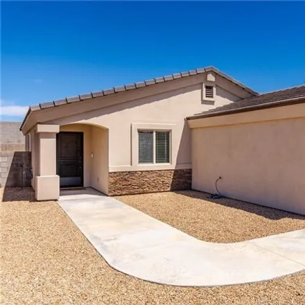 Buy this 3 bed house on 2830 North Rainbow Drive in Kingman, AZ 86401