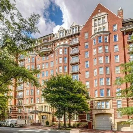 Image 1 - Apartments, 4821 Montgomery Lane, Bethesda, MD 20814, USA - Condo for sale