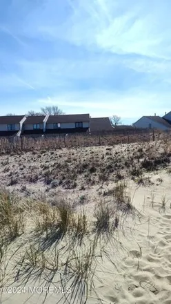 Image 9 - 1 Beacon Boulevard, Keansburg, NJ 07734, USA - Condo for sale