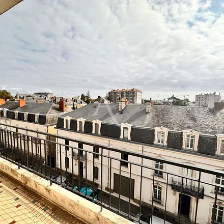 Rent this 5 bed apartment on 6 Rue de l'Abbé Pierre Arnaud in 85000 La Roche-sur-Yon, France