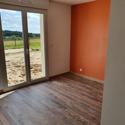 Rent this 4 bed apartment on 33290 Ludon-Médoc