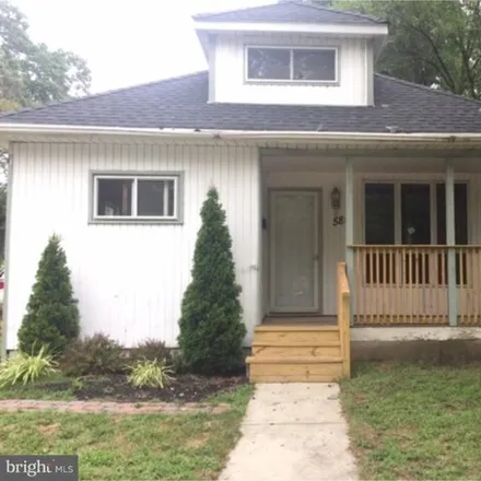 Buy this 3 bed house on Mohawk Avenue in Clementon, Camden County