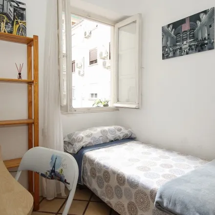 Rent this 5 bed room on Calle Pedro Antonio de Alarcón in 25, 18002 Granada