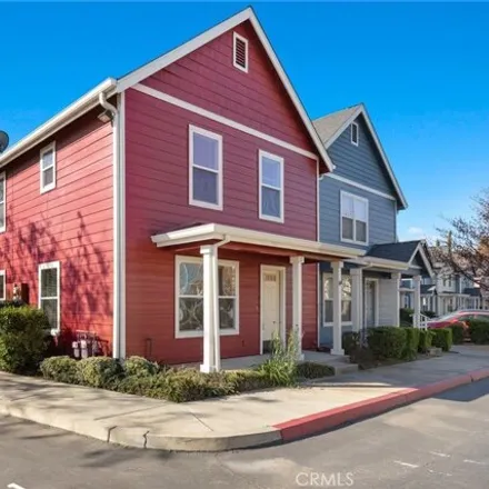 Buy this 3 bed condo on unnamed road in Chico, CA 95928