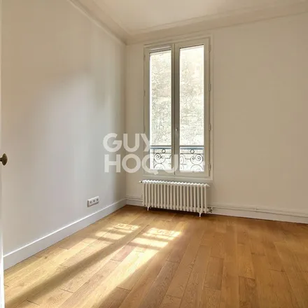 Rent this 4 bed apartment on 54 Rue Saint-Georges in 75009 Paris, France