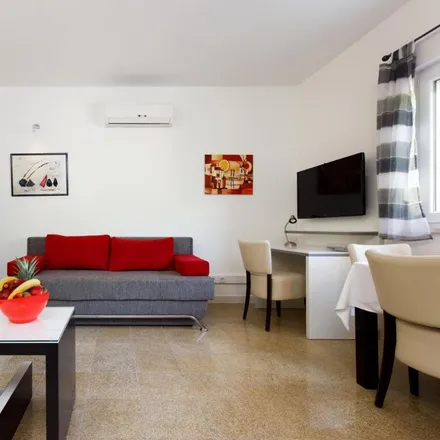 Image 3 - Ark partmani, Ivankova ulica, 21311 Stobreč, Croatia - Apartment for rent