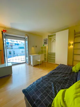 Rent this 1 bed apartment on Mörfelder Landstraße 165 in 60598 Frankfurt, Germany