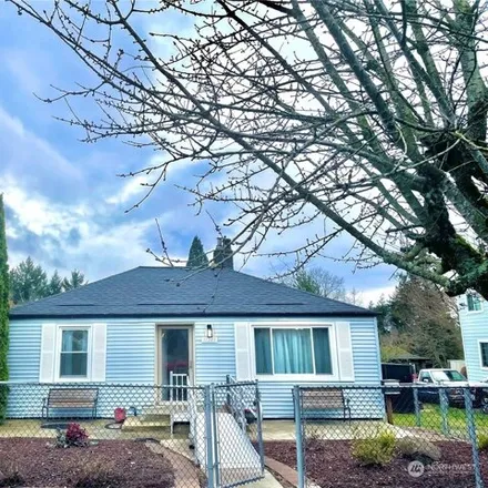Buy this 4 bed house on 11249 Woodley Avenue South in Seattle, WA 98178