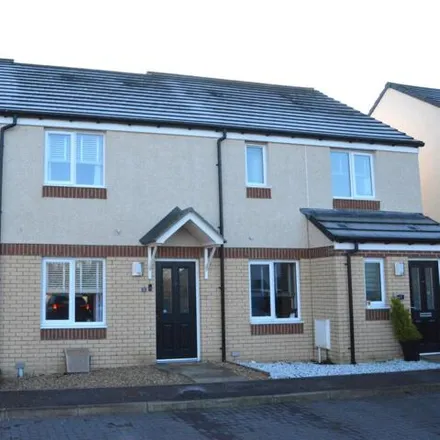 Buy this 2 bed townhouse on Muirwood Place in Maddiston, FK2 0WB