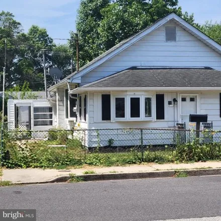 Image 2 - 11 Harding Ave, Pennsville, New Jersey, 08070 - House for sale