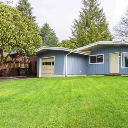 Buy this 3 bed house on 1624 North 17th Street in Coos Bay, OR 97420