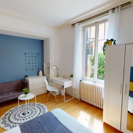 Rent this 1 bed apartment on 27 Avenue Esquirol in 69003 Lyon, France