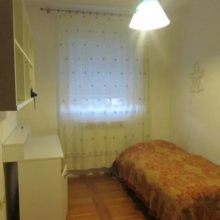 Rent this 4 bed apartment on Dječji vrtić Gračani in Gračani 9a, 10000 City of Zagreb