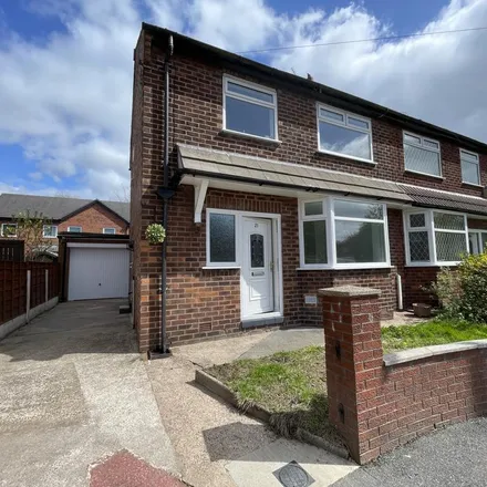 Rent this 3 bed duplex on Union Street in Manchester, M18 8RT