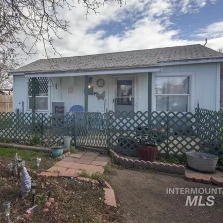Buy this 1 bed house on 1213 Billup Street in Clarkston, WA 99403