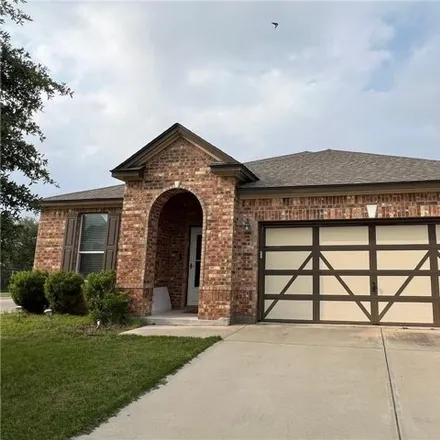 Rent this 3 bed house on 1001 Tumbleweed Trail in Temple, TX 76502