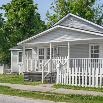 Image 2 - 2985 Baker Avenue, Daniel Jenkins Homes, North Charleston, SC 29405, USA - House for sale
