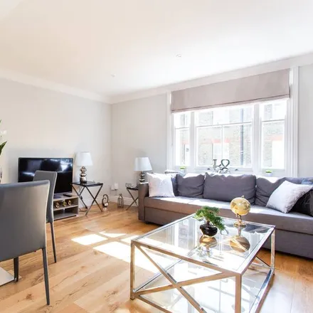 Rent this 2 bed house on London in N1 2BA, United Kingdom