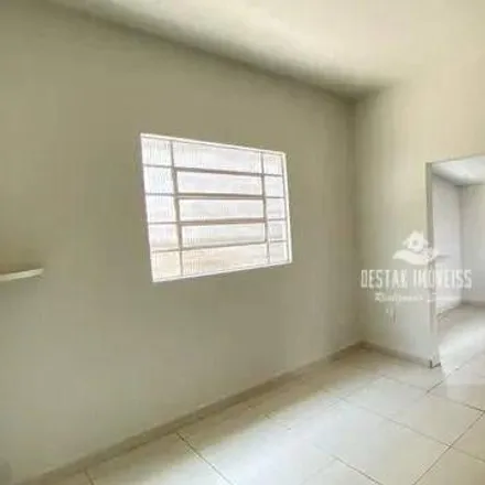 Buy this 2 bed house on Rua Vigário Dantas in Fundinho, Uberlândia - MG