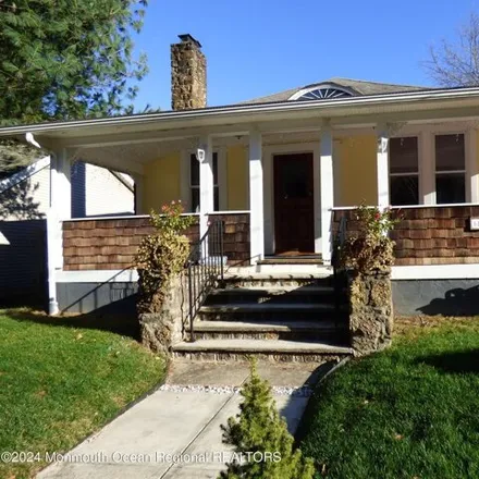 Rent this 3 bed house on 61 8th Avenue in Atlantic Highlands, Monmouth County