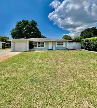 Image 2 - 4425 20th Avenue Southwest, Golden Gate, Collier County, FL 34116, USA - House for sale