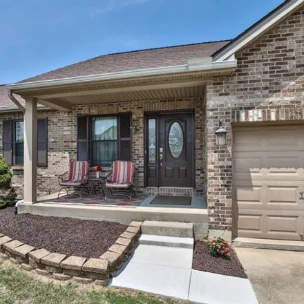 Image 2 - 2516 Northern Dancer Ct, Burlington, Kentucky, 41005 - House for sale