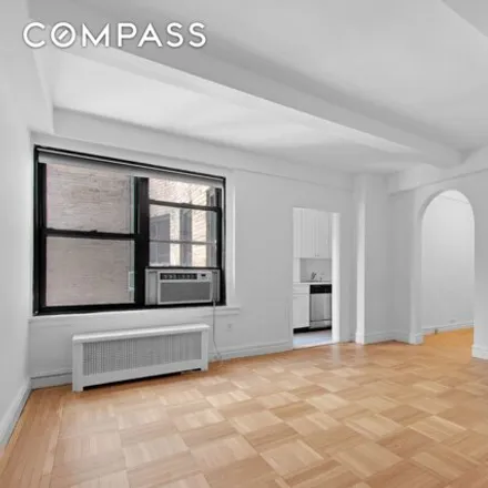 Image 2 - 235 West End Avenue, New York, NY 10023, USA - Condo for rent