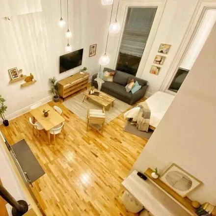 Rent this studio apartment on New Haven
