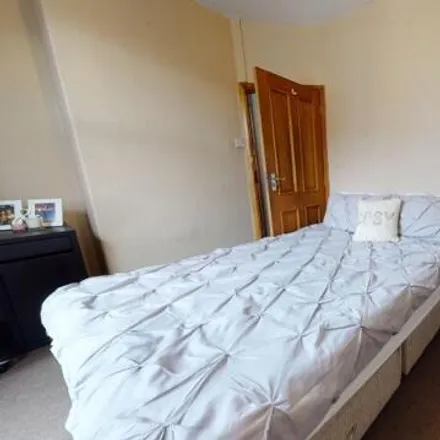 Image 2 - Back Welton Place, Leeds, LS6 1ES, United Kingdom - Townhouse for rent