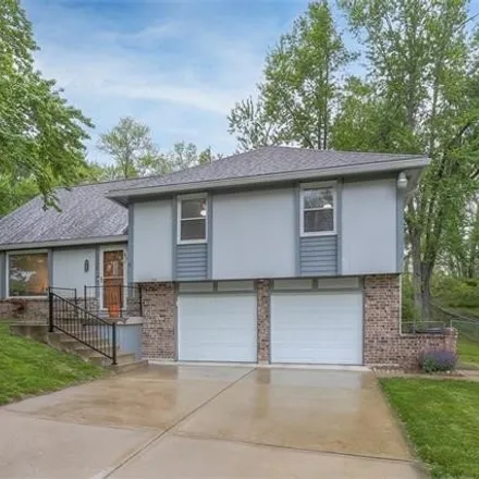 Image 1 - 11214 Northwest Walnut Creek Drive, Platte County, MO 64152, USA - House for sale