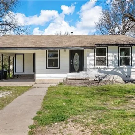 Buy this 2 bed house on 2050 Sunnydell Avenue in Waco, TX 76711