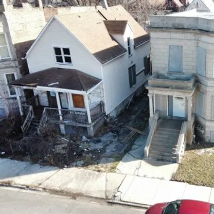 Buy this 7 bed house on 5943 South Union Avenue in Chicago, IL 60621