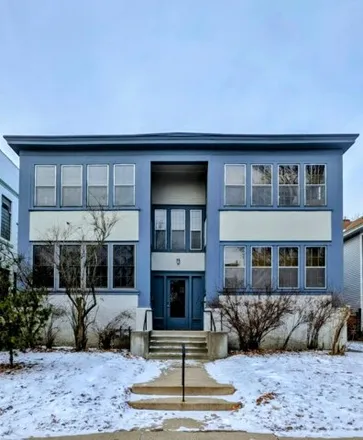 Buy this 6 bed house on 2544 Pillsbury Avenue South in Minneapolis, MN 55408