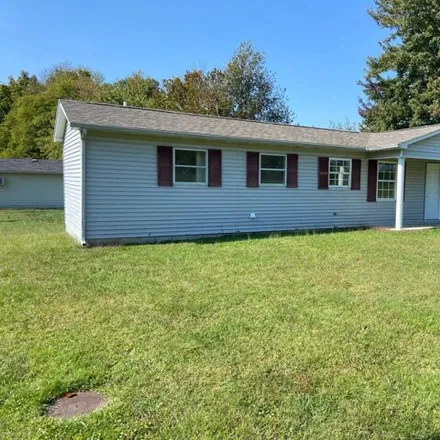 Buy this 2 bed house on 799 Voils Road in Russell County, KY 42642