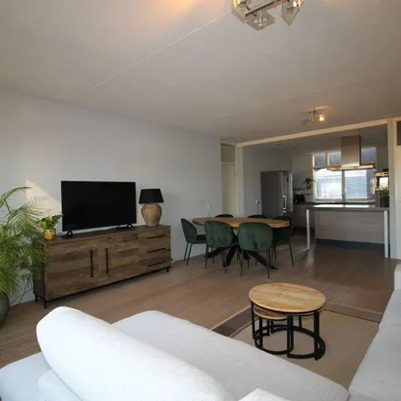 Rent this 3 bed apartment on Koperslagerhof 37 in 1315 BX Almere, Netherlands
