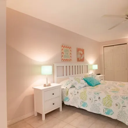 Rent this 1 bed townhouse on Anna Maria