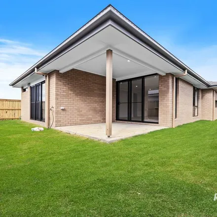 Rent this 4 bed apartment on Jaguar Lane in Ripley QLD, Australia