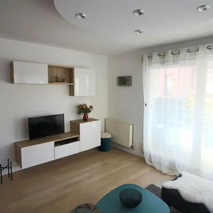 Rent this 3 bed apartment on 73 Rue Guy Moquet in 59420 Mouvaux, France