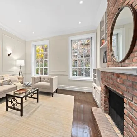 Image 7 - 249 East 71st Street, New York, NY 10021, USA - House for sale