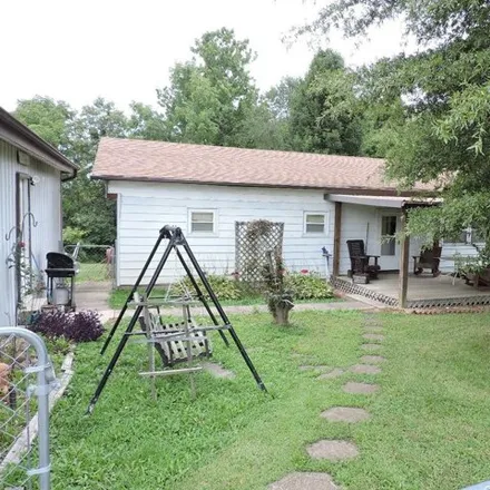 Buy this 2 bed house on 1039 Kessel Road in Jackson County, IL 62907