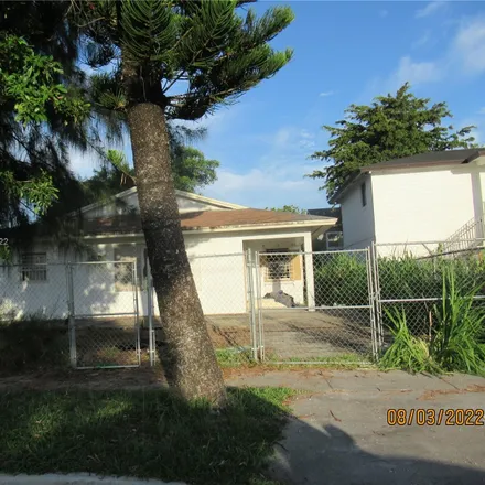 Image 2 - 1422 Northwest 8th Avenue, Florida City, FL 33034, USA - House for sale