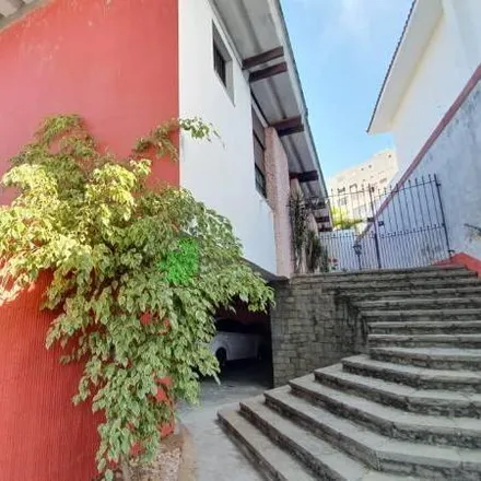 Buy this 4 bed house on Rua Visconde de Indaiatuba in Alto da Lapa, São Paulo - SP