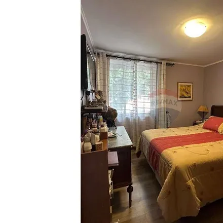 Buy this 4 bed house on Pasaje La Africana 5163 in 850 0445 Estación Central, Chile
