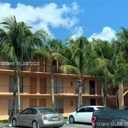 Image 1 - 7160 Fairway Drive, Miami Lakes, FL 33014, USA - Condo for rent