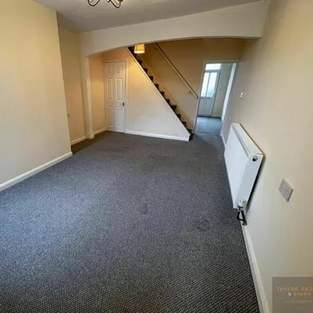 Image 4 - Peel Street, Langley Mill, NG16 4DR, United Kingdom - Townhouse for sale