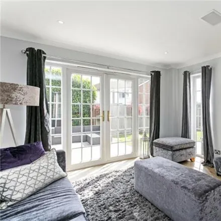 Image 3 - Sycamore Drive, Marlow Bottom, SL7 3NL, United Kingdom - House for sale