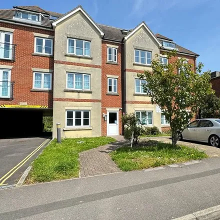 Rent this 2 bed apartment on Lake House in Paynes Road, Southampton