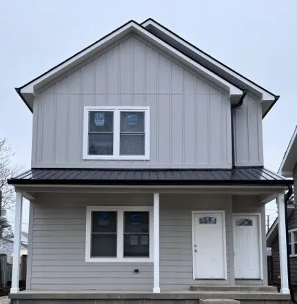 Buy this studio house on 2020 Montcalm Street in Indianapolis, IN 46202