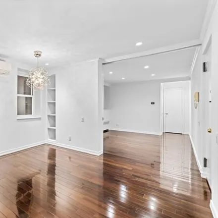 Rent this 2 bed condo on 215 West 80th Street in New York, NY 10024