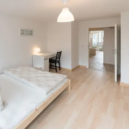 Rent this 3 bed room on Kohlstraße 7 in 80469 Munich, Germany